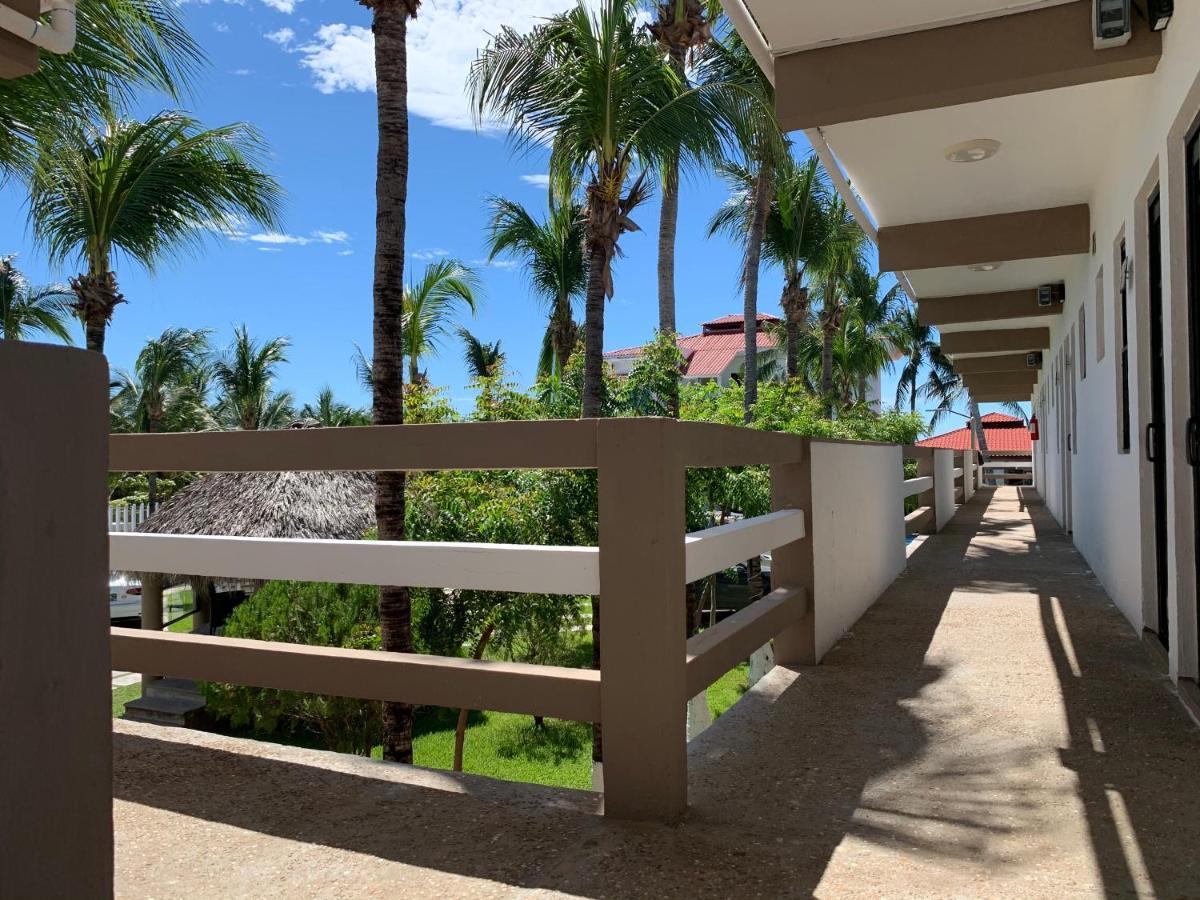 Hotel Villa Murano Puerto Arista Kültér fotó