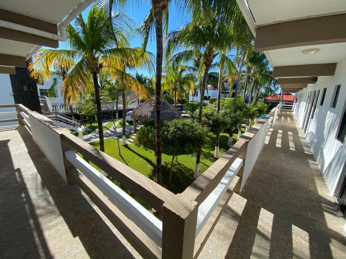 Hotel Villa Murano Puerto Arista Kültér fotó